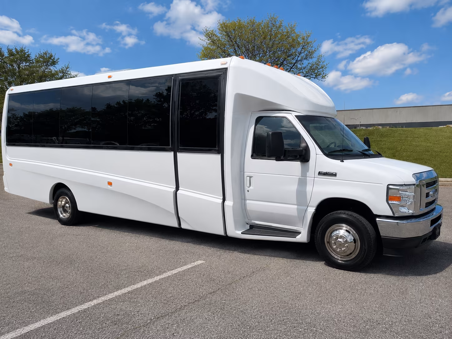 convention and conference shuttle buses at the spokane convention center