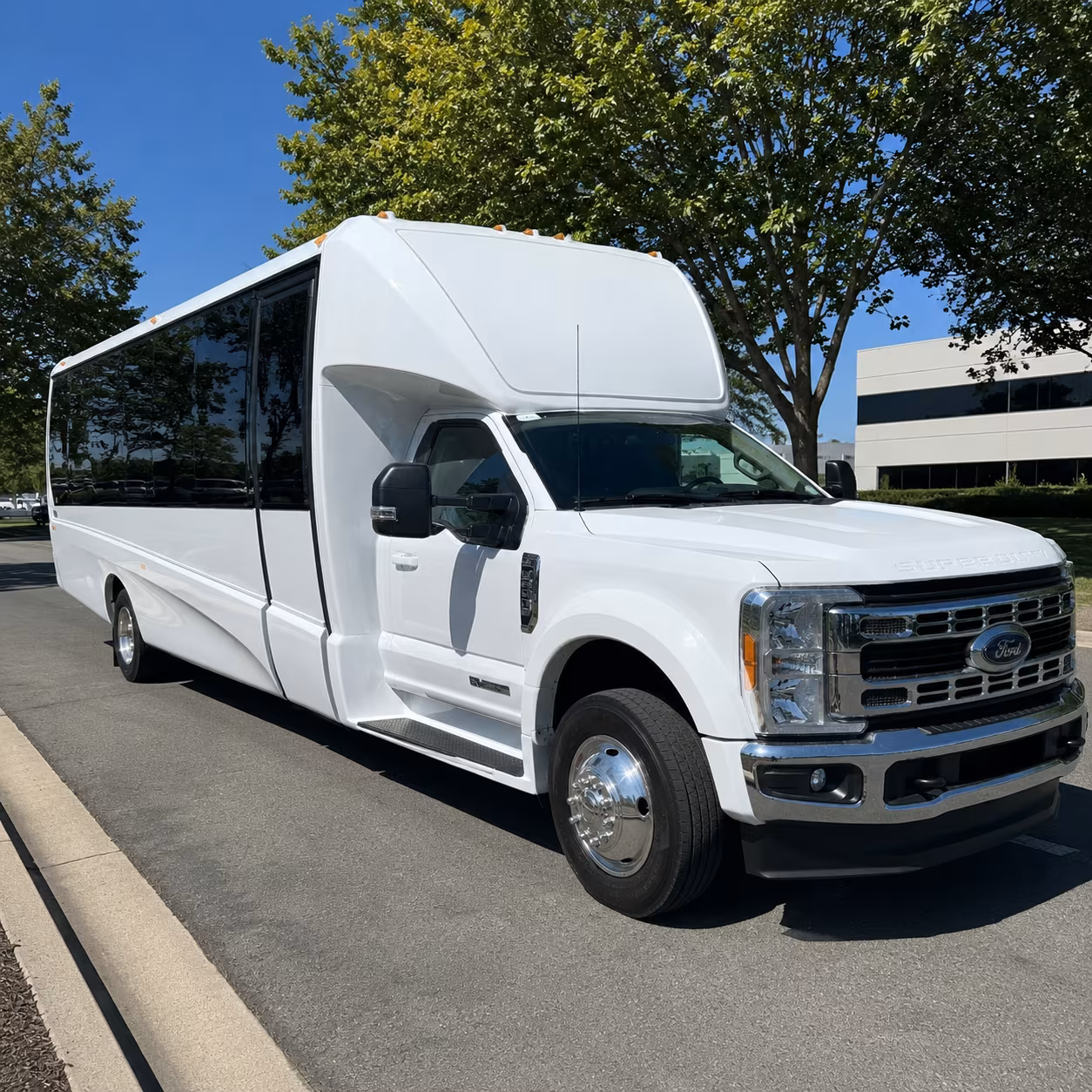 corporate airport transfer buses at spokane international airport geg