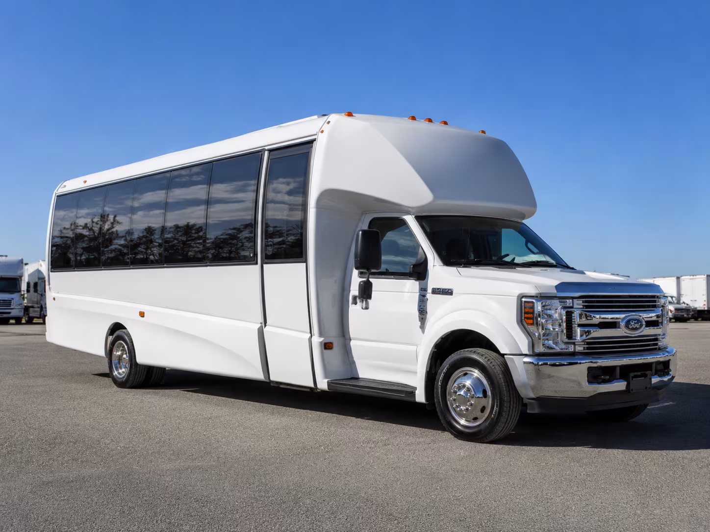 minibus rentals for corporate wine tour events in spokane